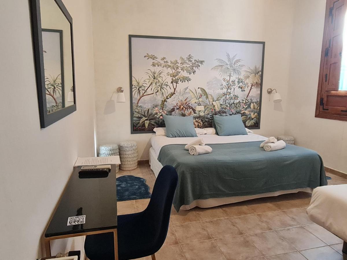 Hostal La Colonial Madrigal de la Vera Eksteriør billede