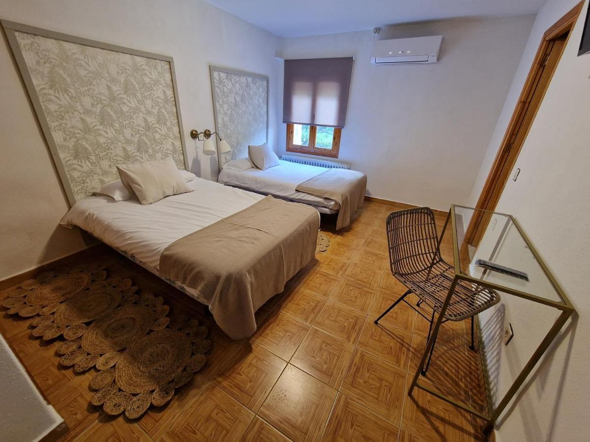 Hostal La Colonial Madrigal de la Vera Eksteriør billede