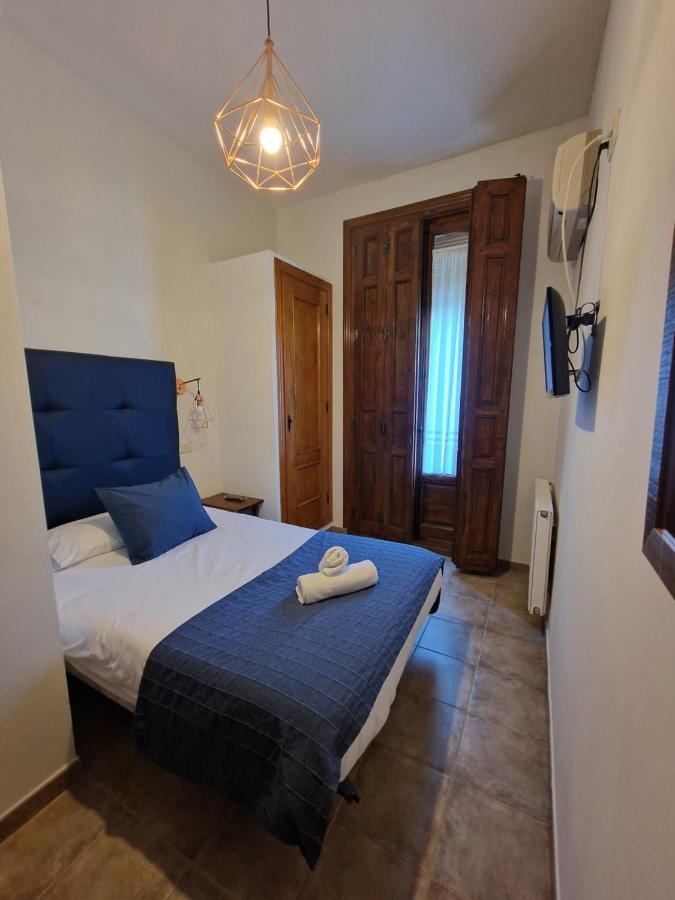 Hostal La Colonial Madrigal de la Vera Eksteriør billede