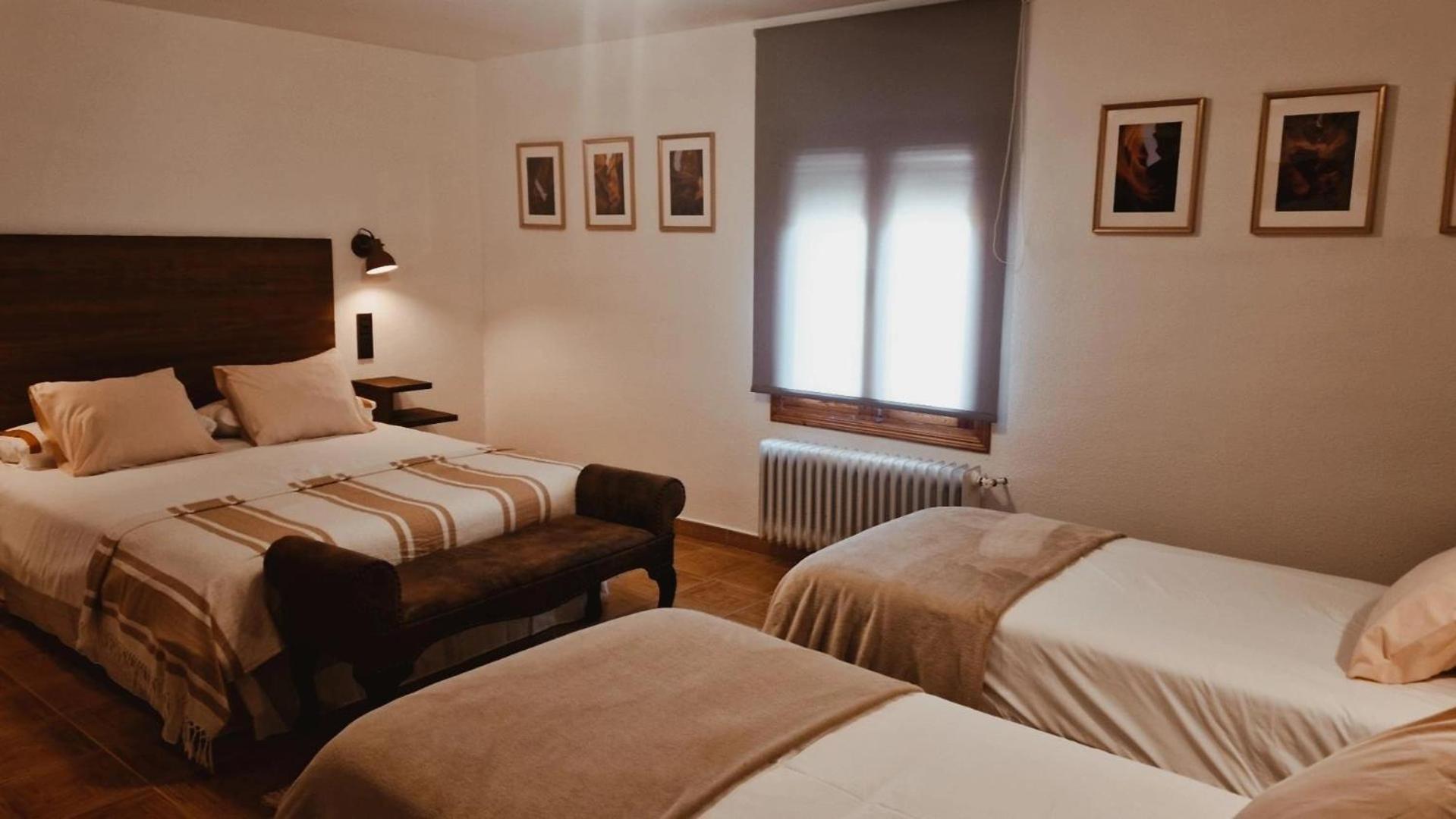 Hostal La Colonial Madrigal de la Vera Eksteriør billede