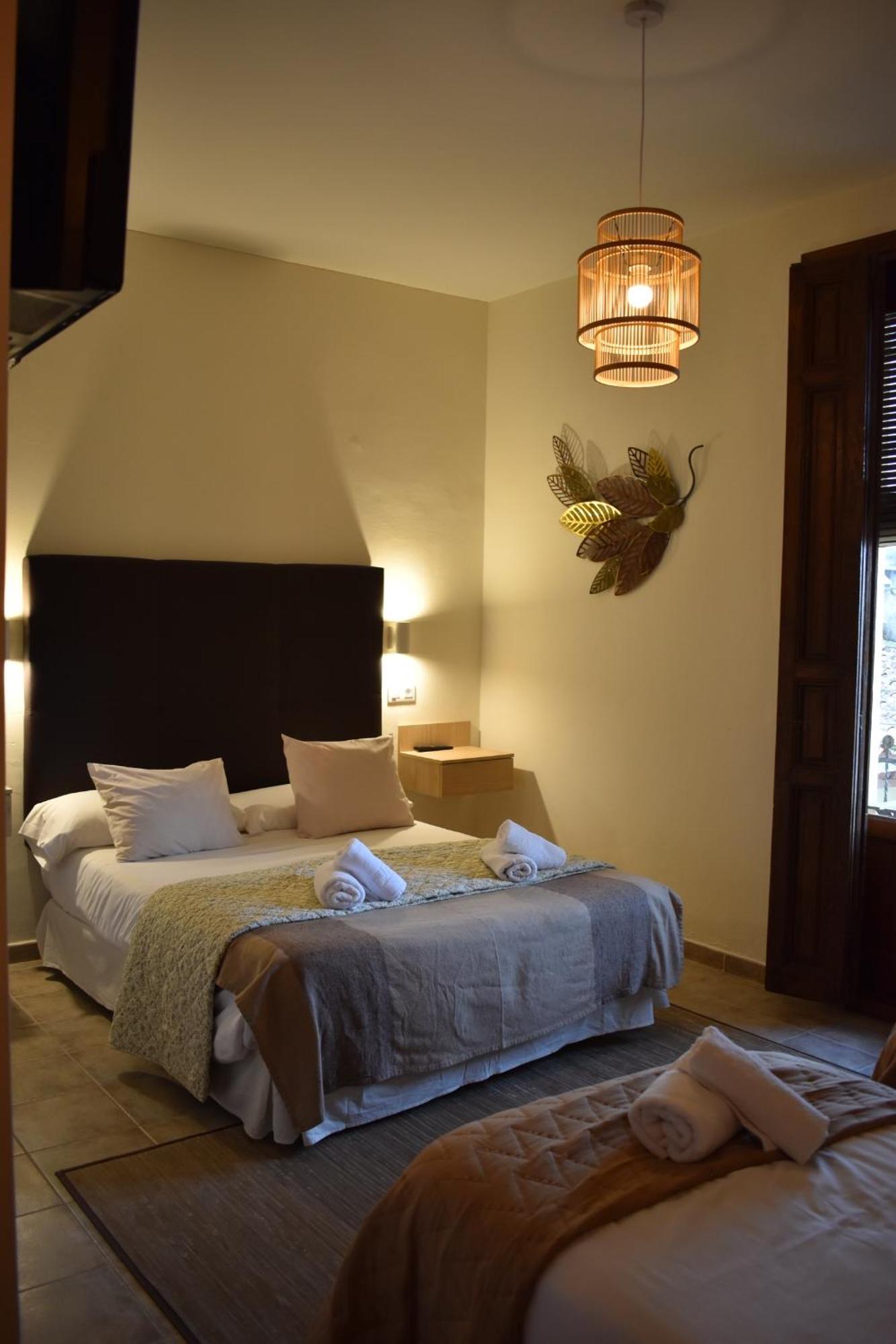 Hostal La Colonial Madrigal de la Vera Eksteriør billede